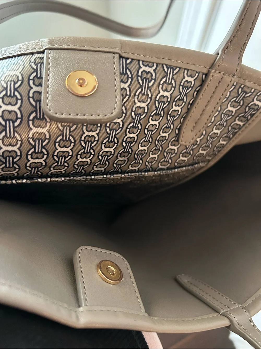 Tori Burch Gemini Link tote